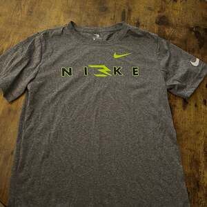 Nike 3BRAND by Russell Wilson Boys Dri-FIT Graphic T-Shirt Youth Large